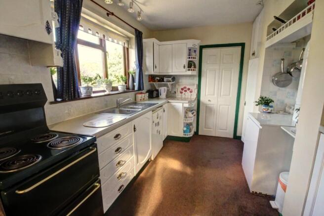 Kitchen 2