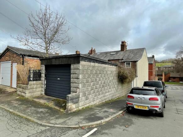 Detached Garage