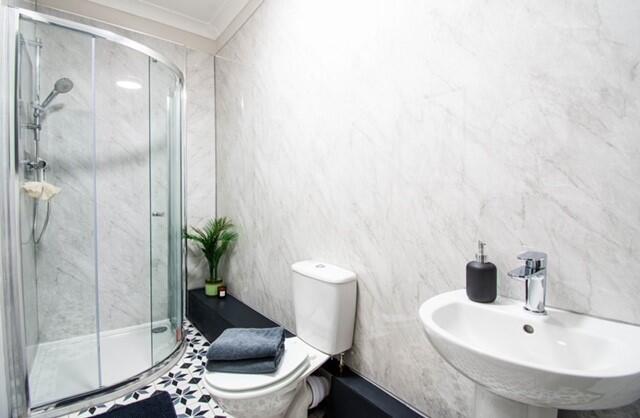1 bed House to rent Image 5