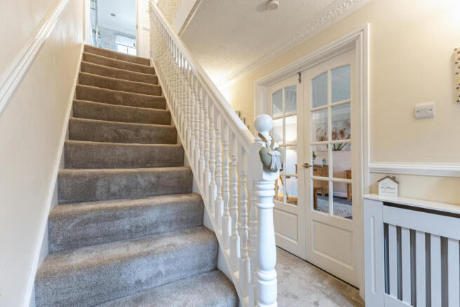 4 bed Detached for sale Image 12