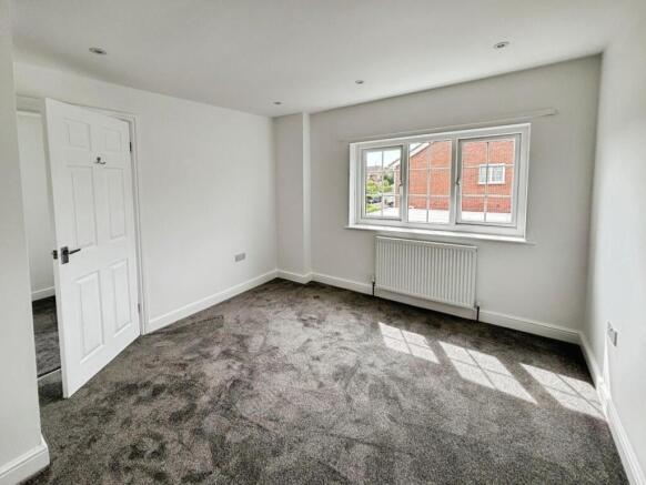 3 bed Detached to rent Image 9