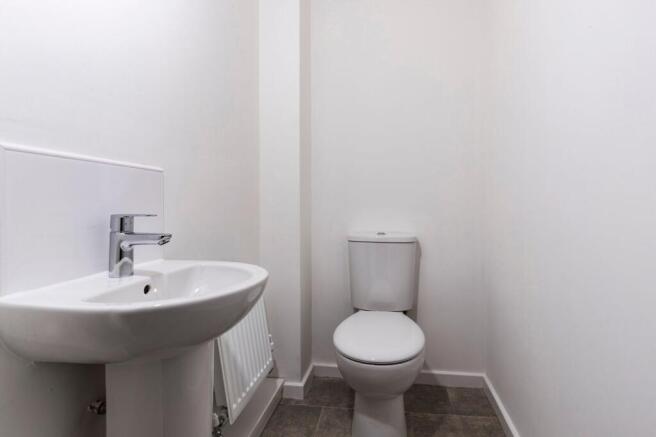 3 bed End of Terrace to rent Image 7