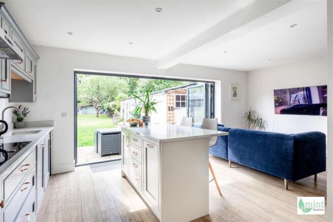 Watermark - Winern Glebe-1.jpg