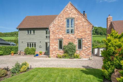2 Hillside Coppice, Westhope