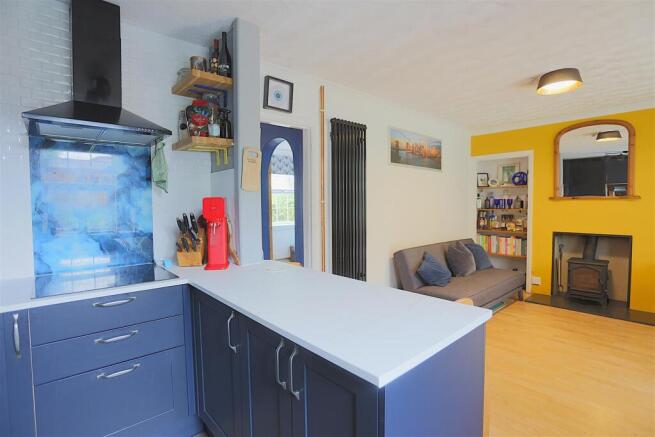 Photo 12