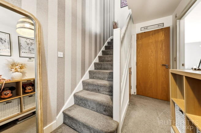 2 bed Semi-Detached for sale Image 12