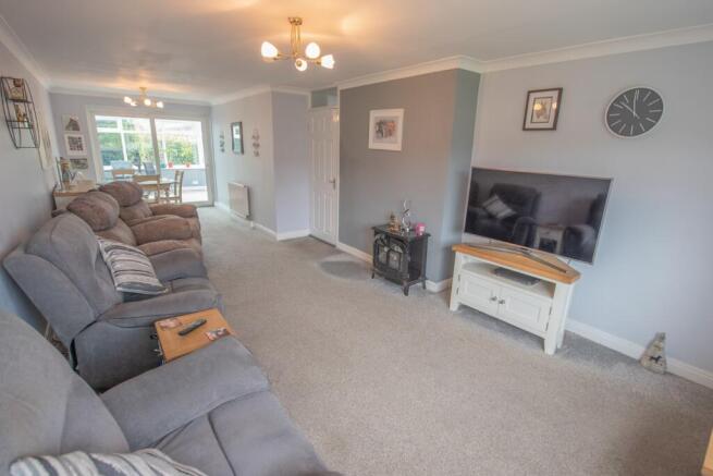 14 Fallowfield, Skipton, North Yorkshire BD23 1BN photo 4