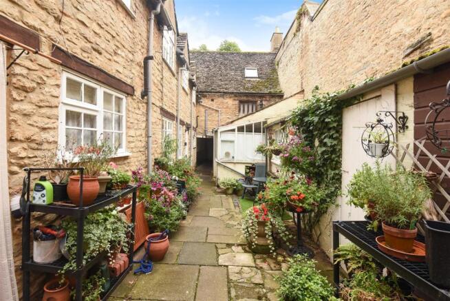 Courtyard Garden