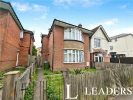 34, Henstead Road, Southampton SO15 2DD