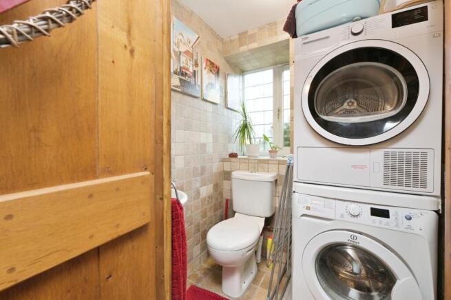 Cloakroom/ Utility