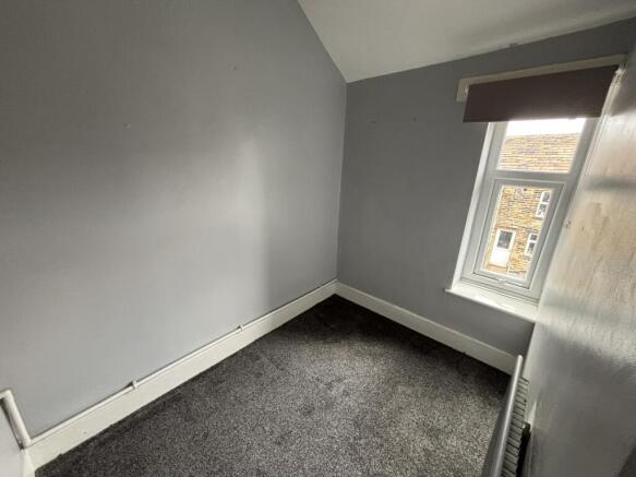 2 bed Terraced for sale Image 6