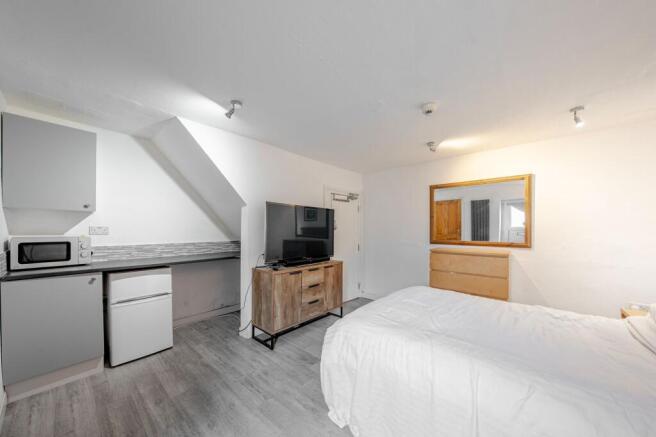 6 bed Terraced for sale Image 6