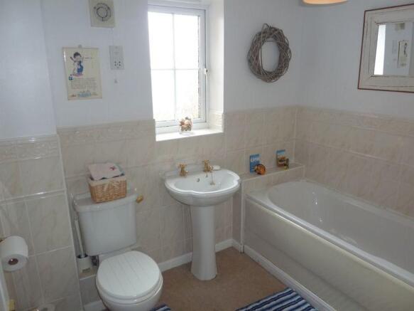 Family Bathroo...
