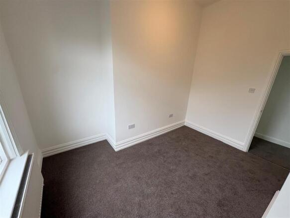 3 bed Semi-Detached for sale Image 12