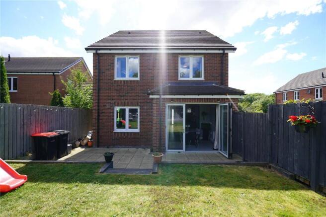 4 bed Detached for sale Image 4