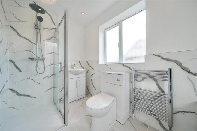 4 bed Semi-Detached for sale Image 9