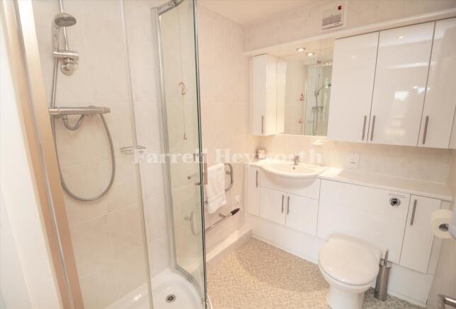 Ensuite