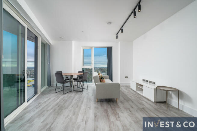 Icon Tower W3 photo 4