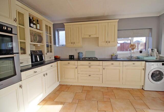 Millfield Road, Deeping St James, PE6 photo 4