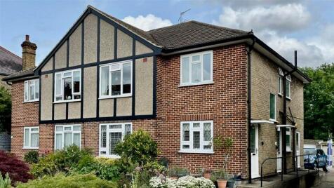 Warren Road, Chingford, E4