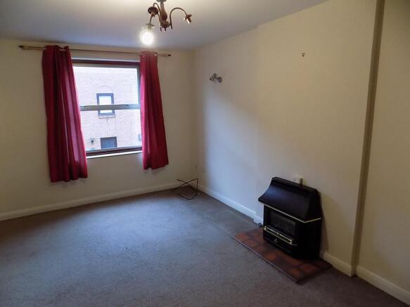 sitting room        