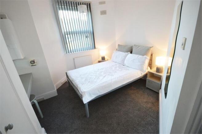 1 bed Flat to rent Image 7