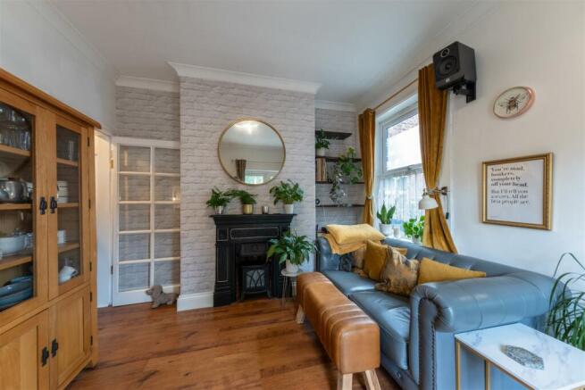 15 Beeston Street-009.jpg