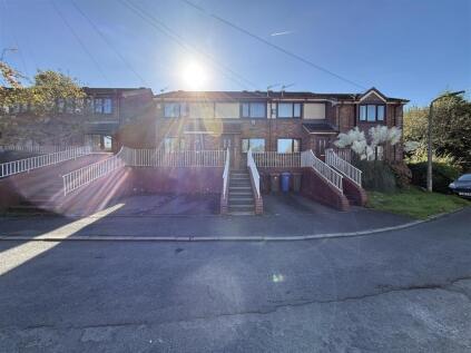 Lyndhurst View, Dukinfield