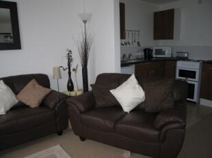 Lounge/Kitchen Area