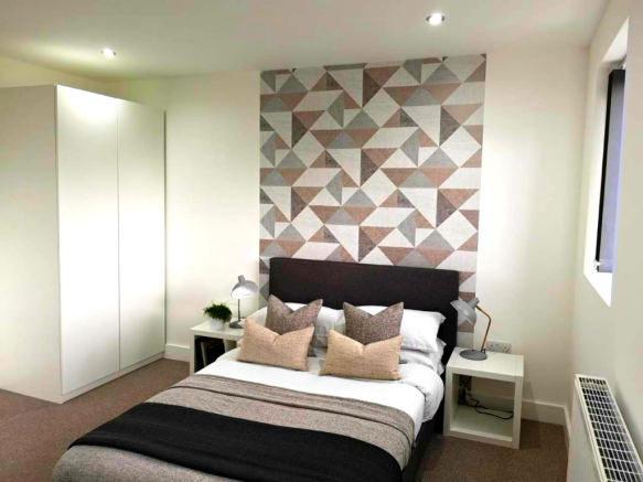 4 bed Town House to rent Image 7