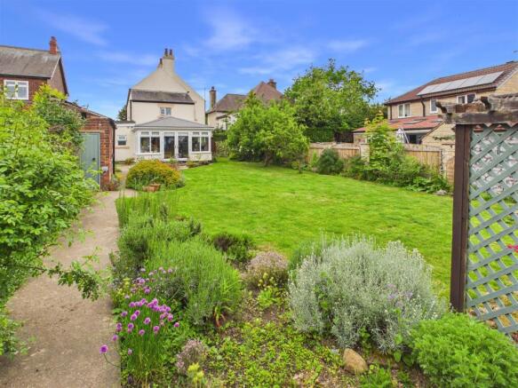 3 bed Detached for sale Image 12