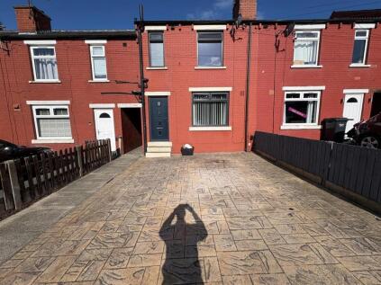 Springfield Road, Elland