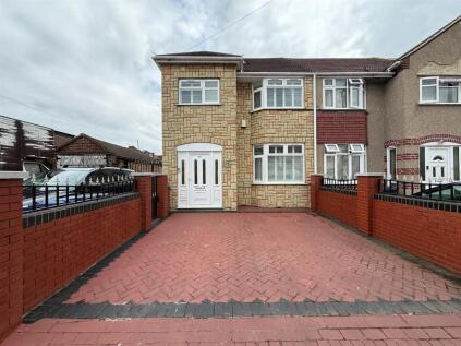Palgrave Avenue, Southall