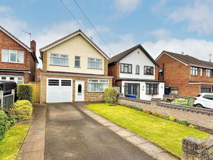 Whitegates Road, Bilston, WV14 8XB