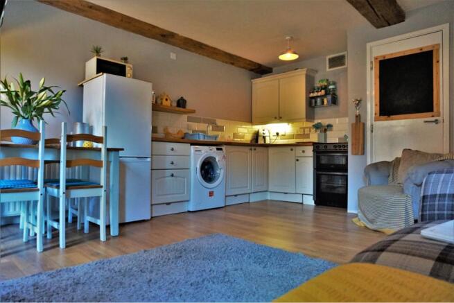 Lounge / Kitchen
