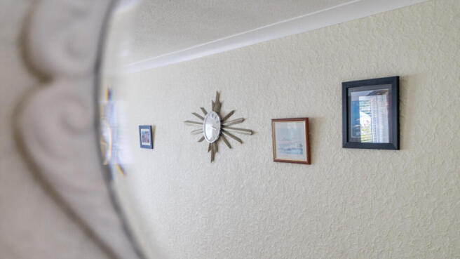 1 bed Flat for sale Image 12