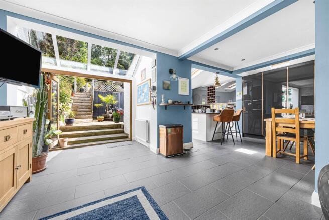 Kitchen/Dining/Famil