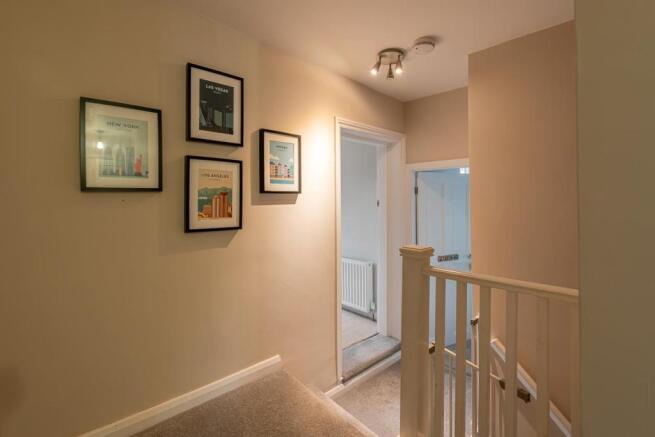 FIRST FLOOR LANDING