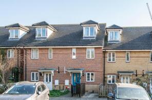 10, Silver Birch Close, London SE6 4RS