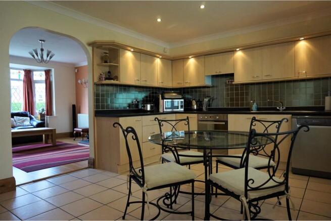 Kitchen / Breakfast