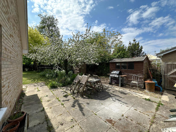 Chestnut Rise, Burwell. photo 4