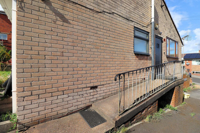 Issott Street, Barnsley, S71 photo 4