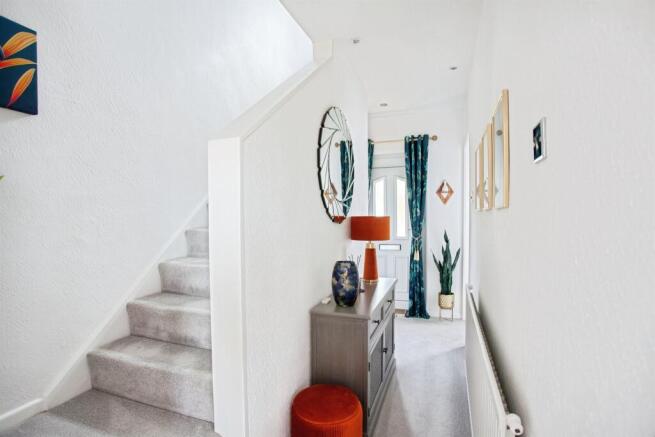 2 bed Semi-Detached for sale Image 5