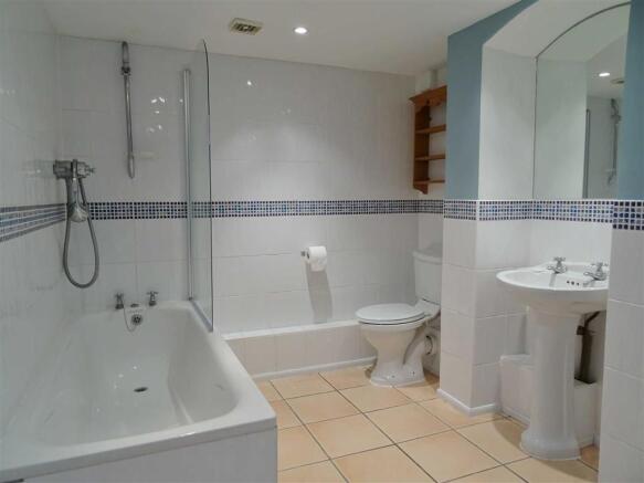 BATHROOM:
