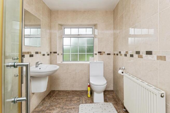 2 bed Terraced for sale Image 6