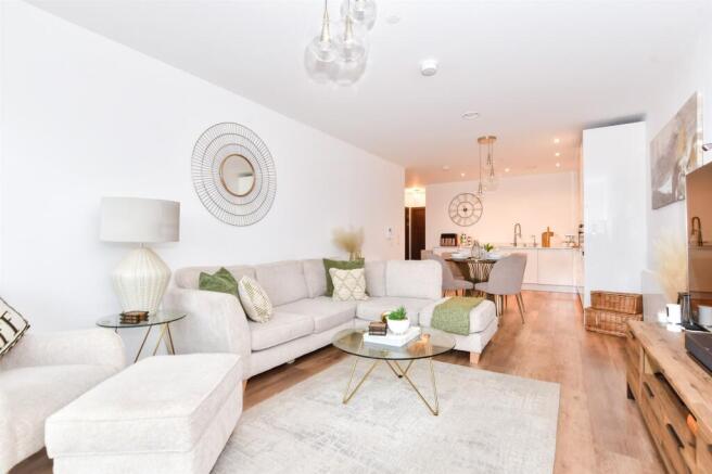 Kitchen/Lounge