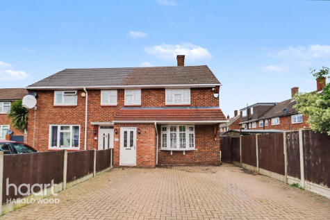 Wednesbury Gardens, Harold Hill