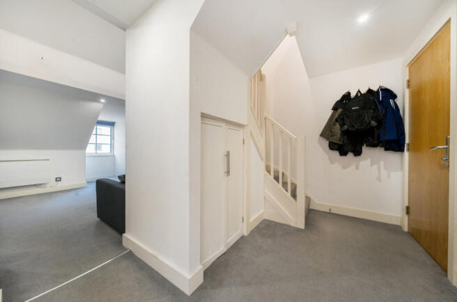 1362987-3-68f6647...