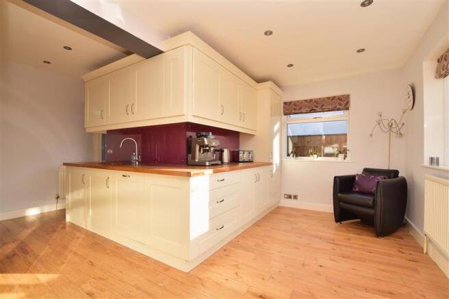 Kitchen/Breakfast Room