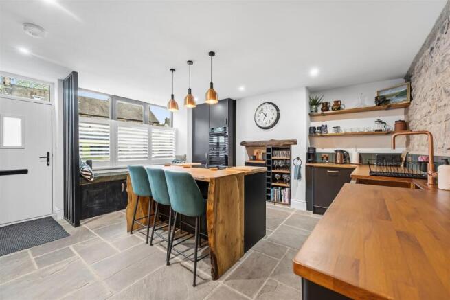 Verona House - Kitchen